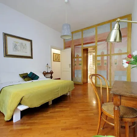 Navona Apartment, Large And Comfortable Apartment Rom